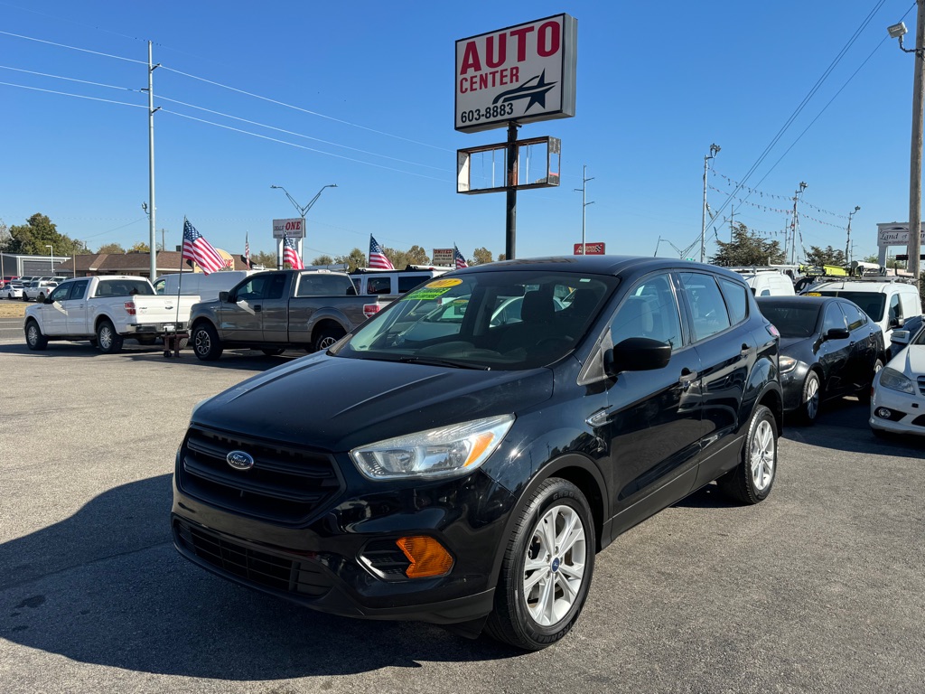 FORD ESCAPE 2017 FORD ESCAPE 1FMCU0F71HUD53062
