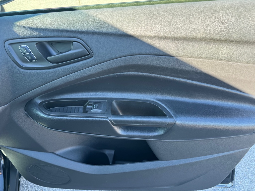 FORD ESCAPE 2017 FORD ESCAPE 1FMCU0F71HUD53062