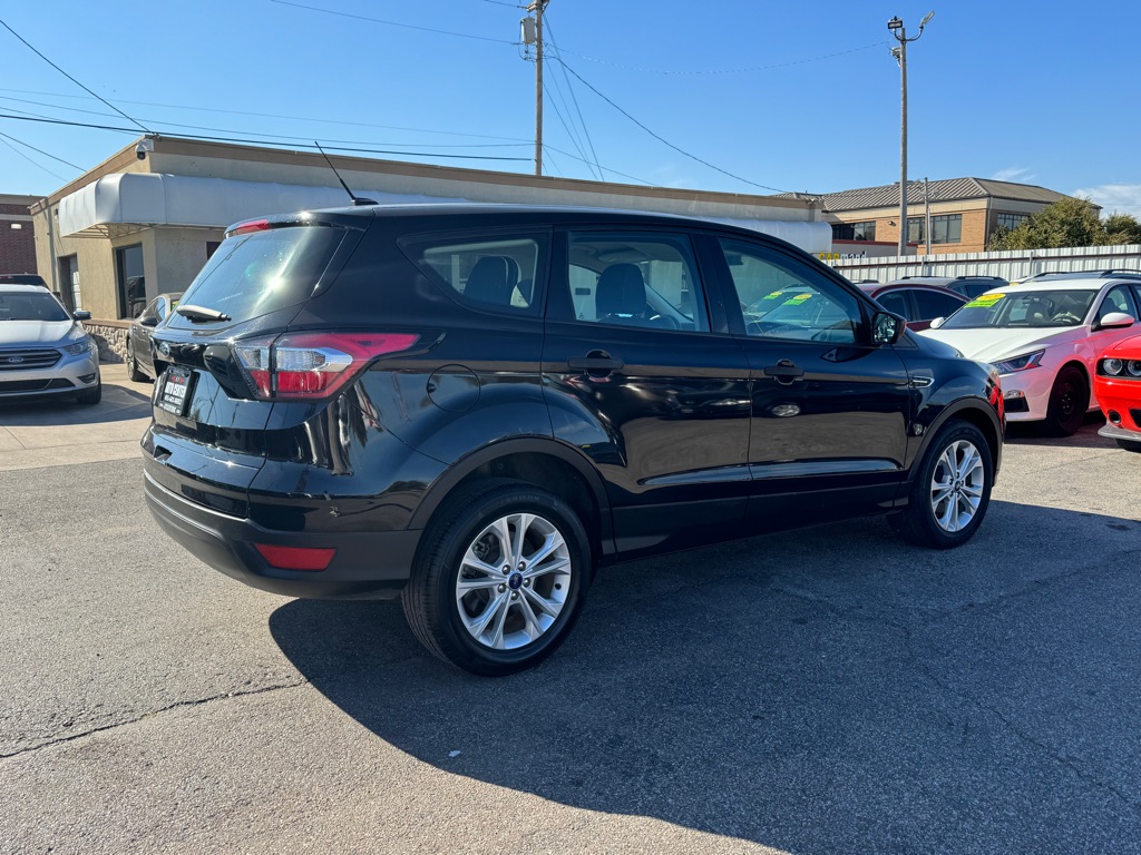 FORD ESCAPE 2017 FORD ESCAPE 1FMCU0F71HUD53062