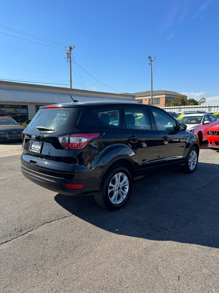 FORD ESCAPE 2017 FORD ESCAPE 1FMCU0F71HUD53062