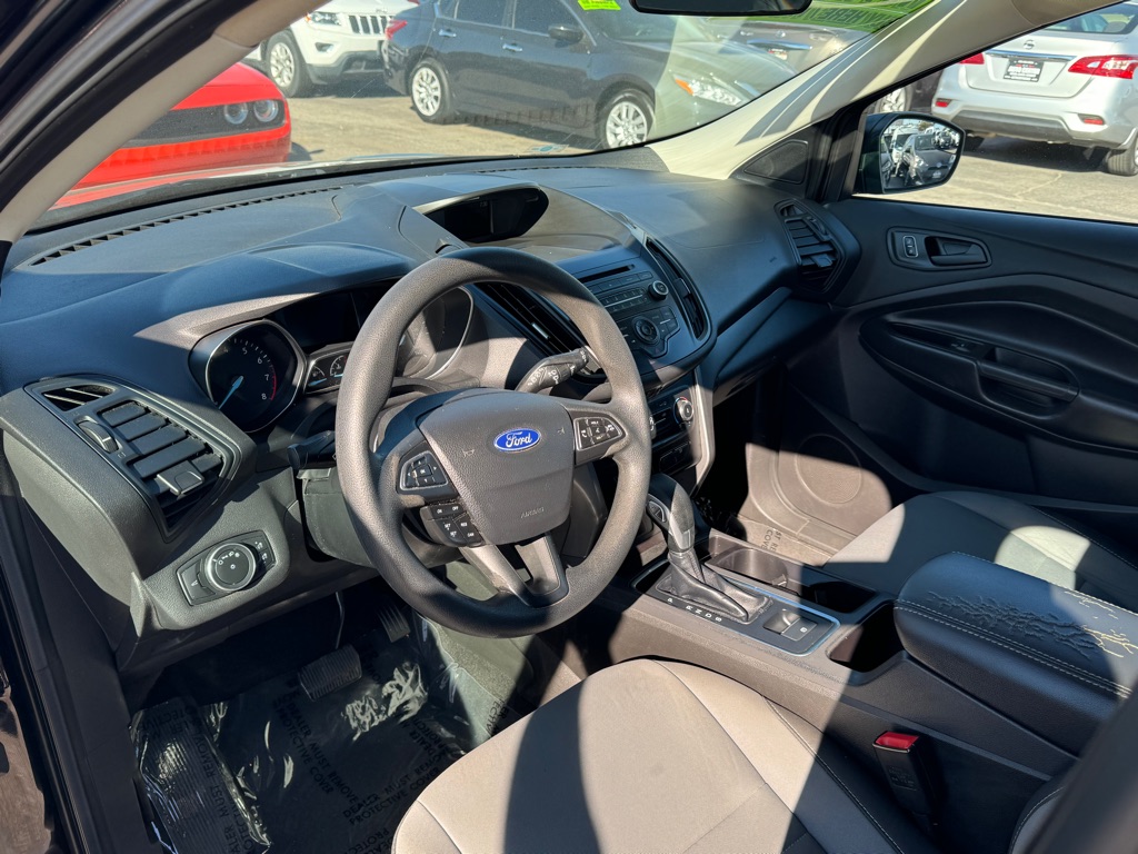 FORD ESCAPE 2017 FORD ESCAPE 1FMCU0F71HUD53062