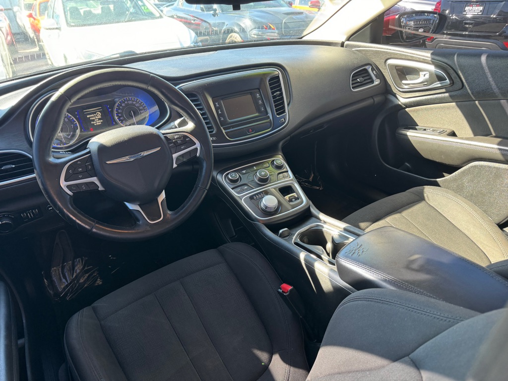 CHRYSLER 200 2016 CHRYSLER 200 1C3CCCFB3GN189825