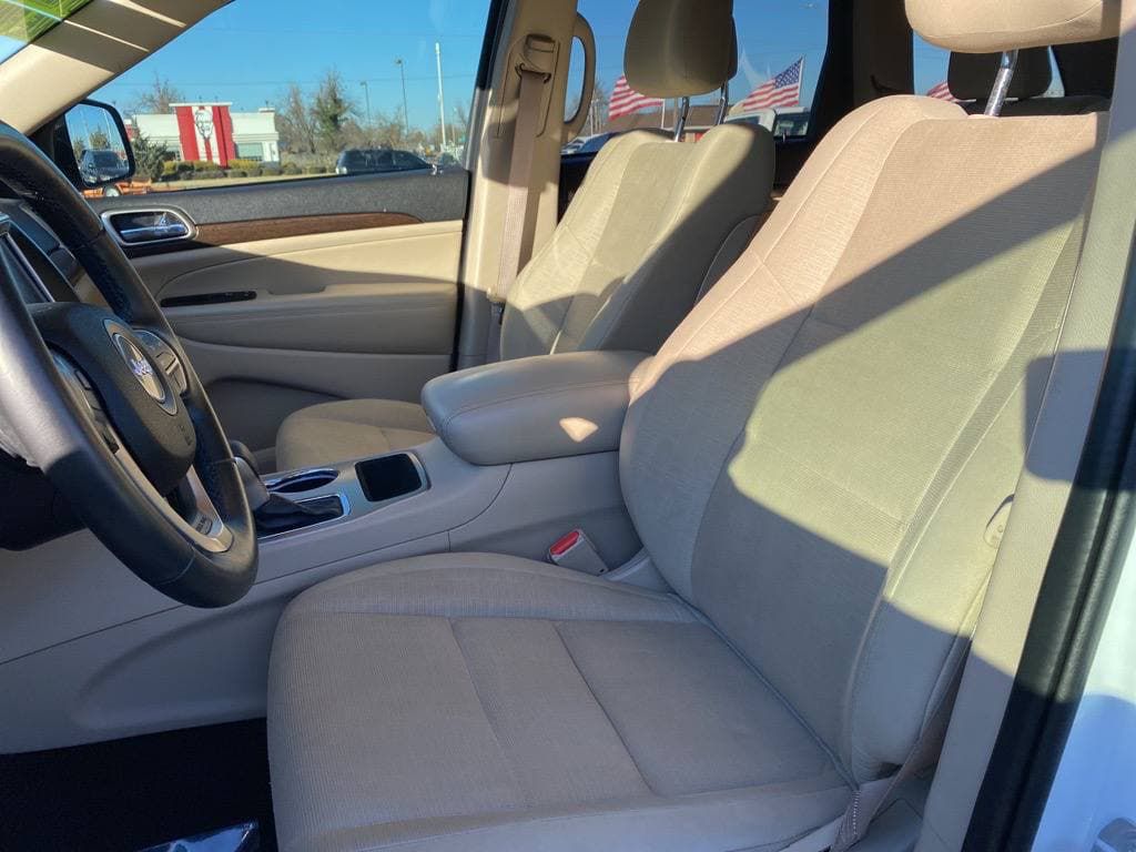 JEEP GRAND CHEROKEE 2016 JEEP GRAND CHEROKEE 1C4RJEAG3GC455012