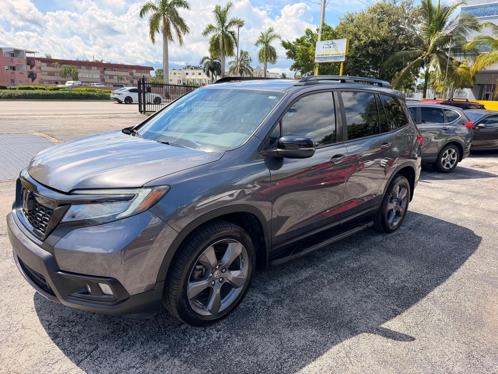 Photo 2 of this HONDA PASSPORT