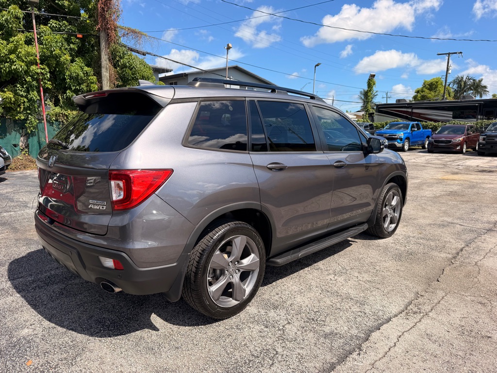 Photo 10 of this HONDA PASSPORT