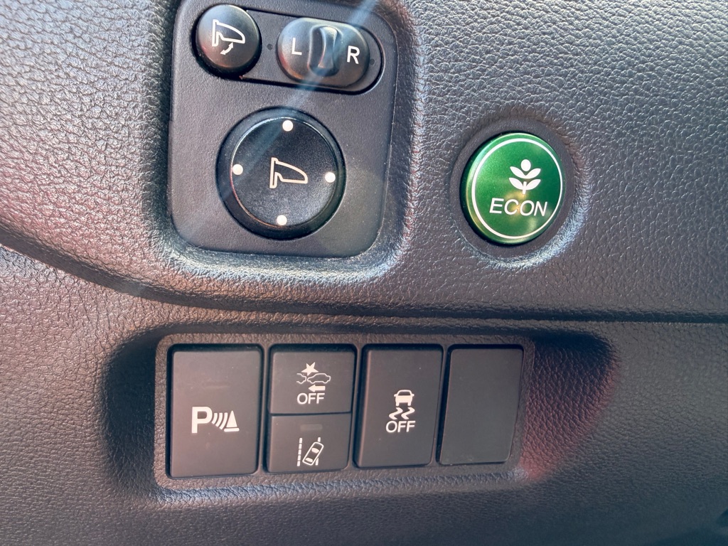 Photo 23 of this HONDA PASSPORT