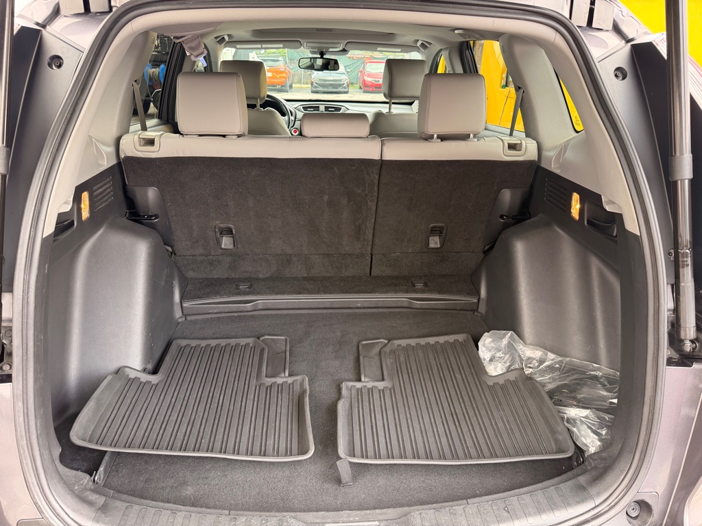 Photo 18 of this HONDA CR-V