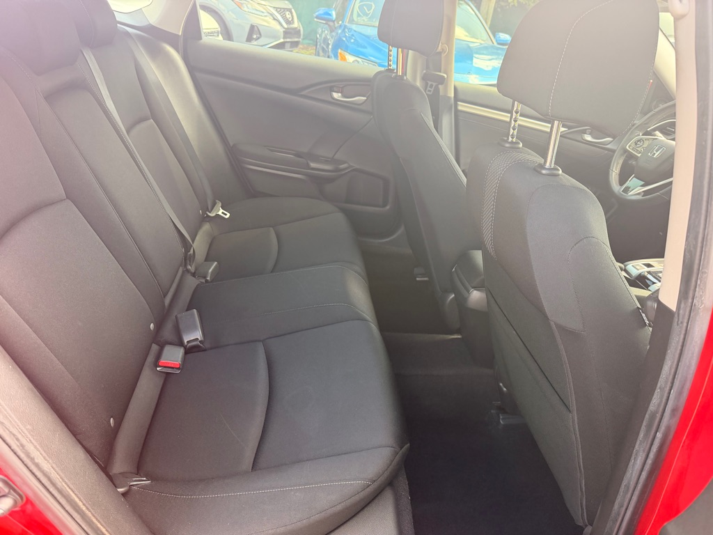 Photo 15 of this HONDA CIVIC