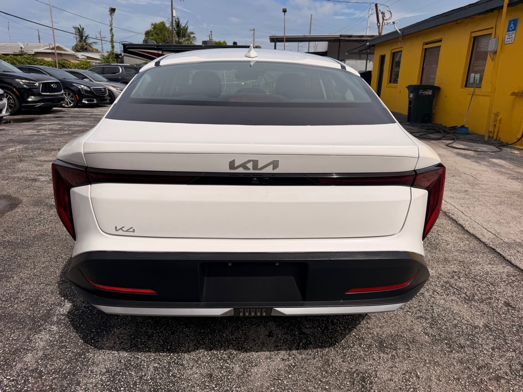 Photo 12 of this KIA K4