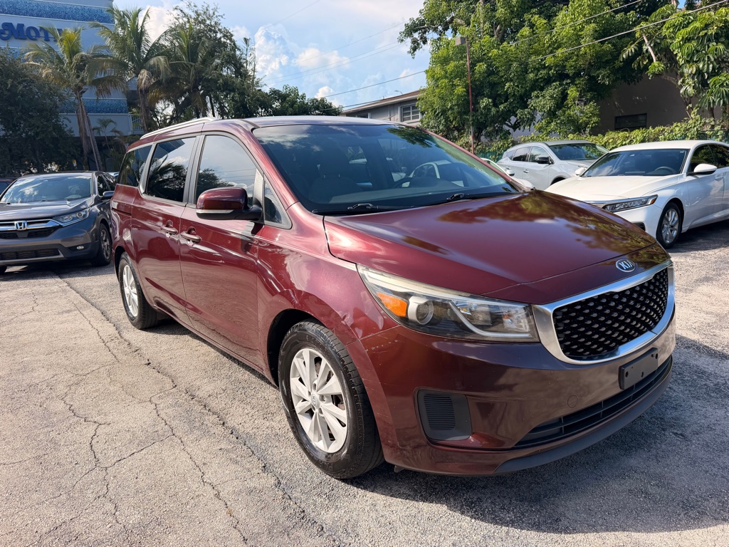Photo 6 of this KIA SEDONA