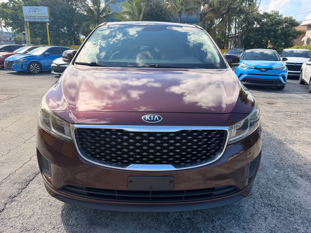 Photo 5 of this KIA SEDONA