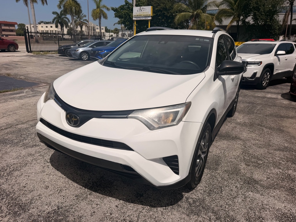 Photo 4 of this TOYOTA RAV4