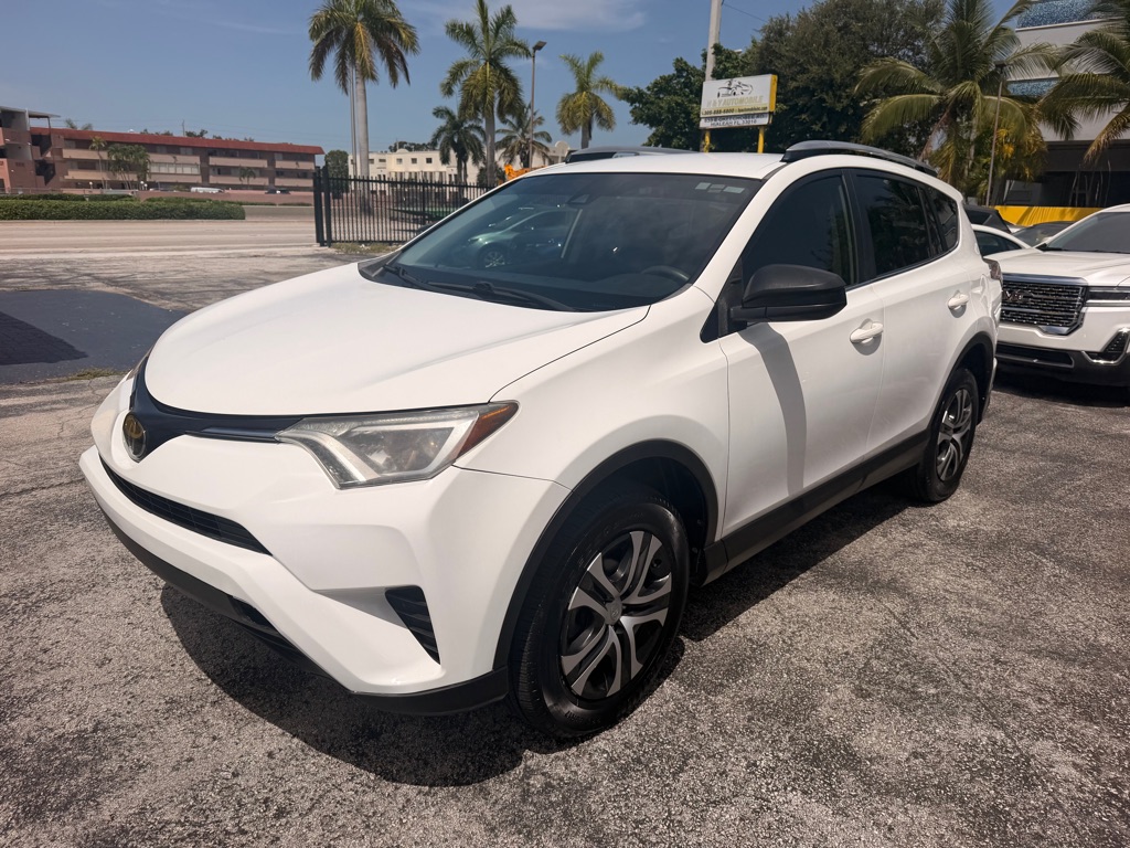 Photo 3 of this TOYOTA RAV4