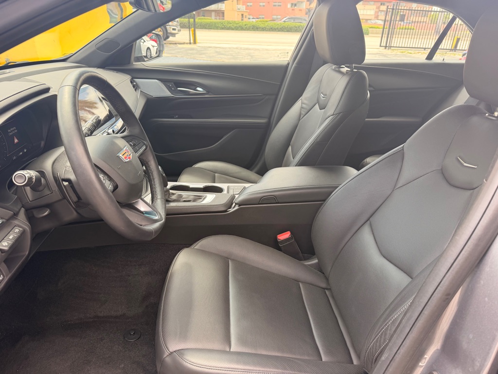 Photo 15 of this CADILLAC CT4