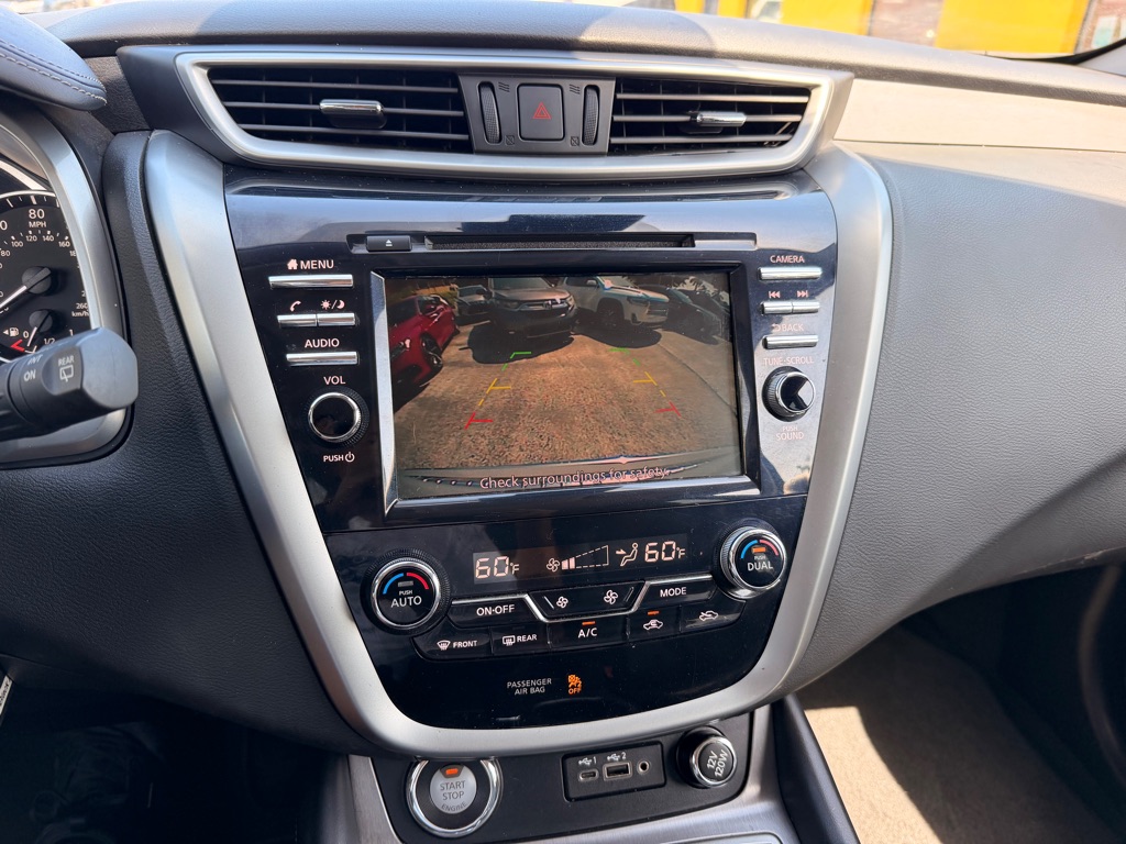 Photo 18 of this NISSAN MURANO