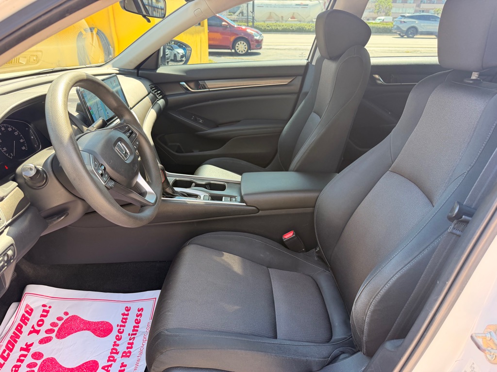 Photo 14 of this HONDA ACCORD