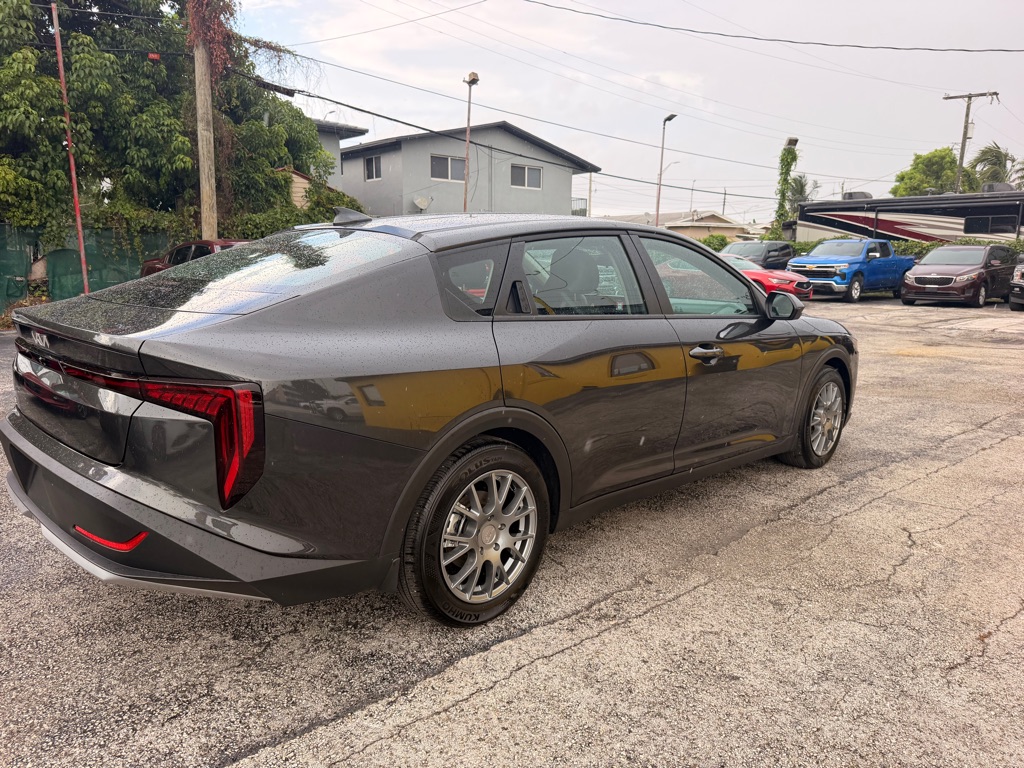 Photo 8 of this KIA K4