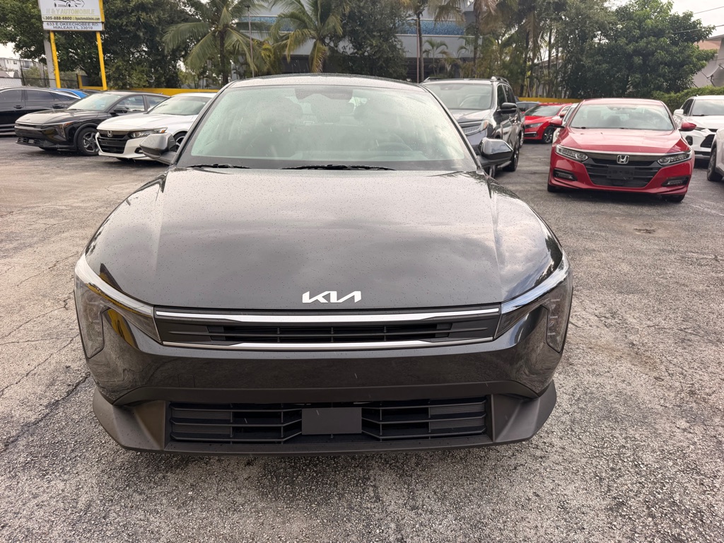 Photo 5 of this KIA K4