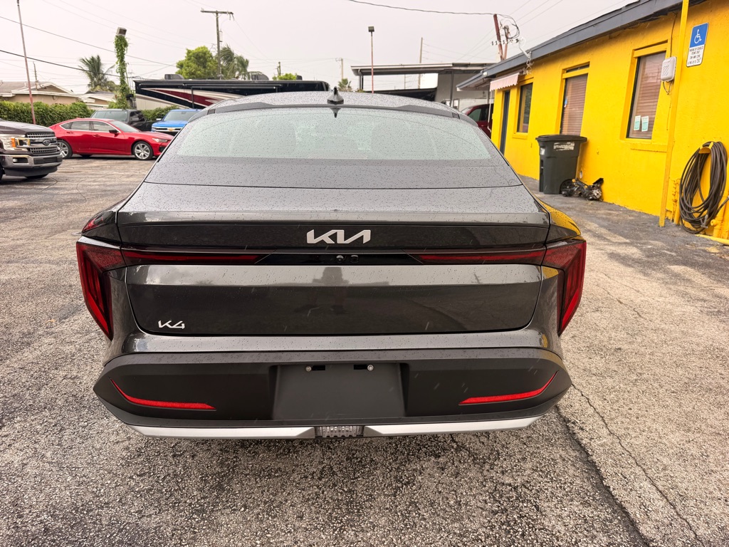 Photo 11 of this KIA K4