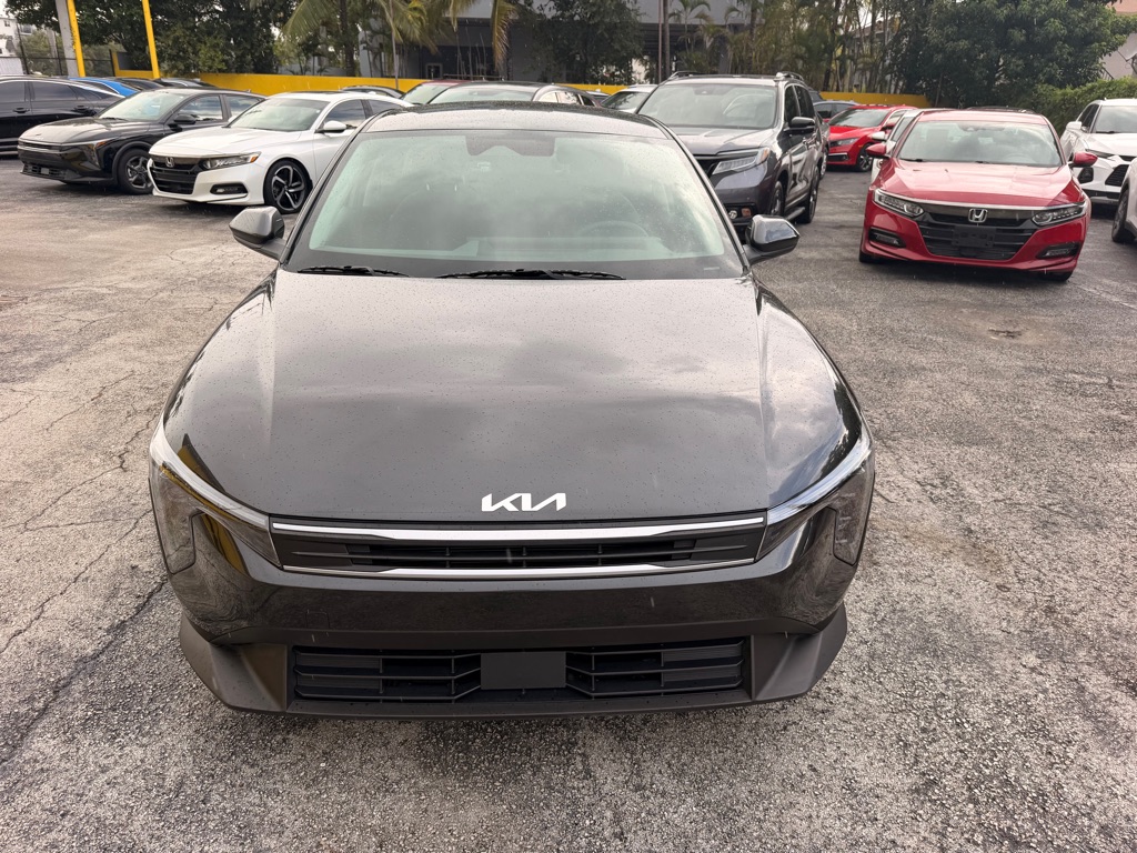 Photo 4 of this KIA K4