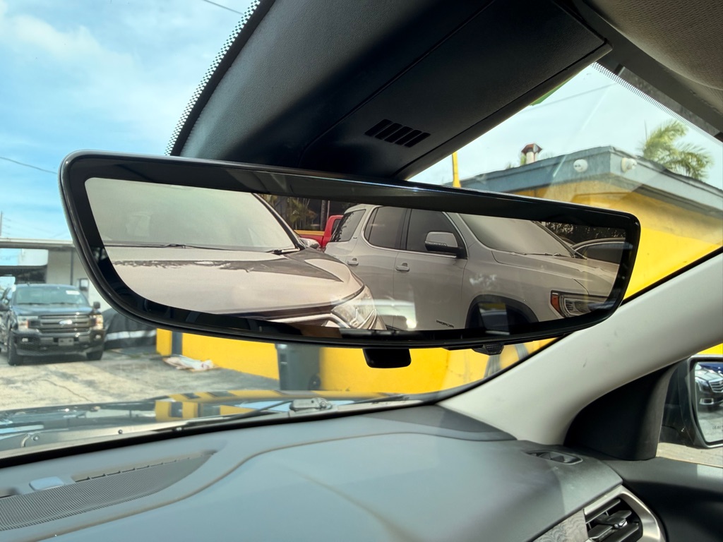 Photo 21 of this GMC ACADIA