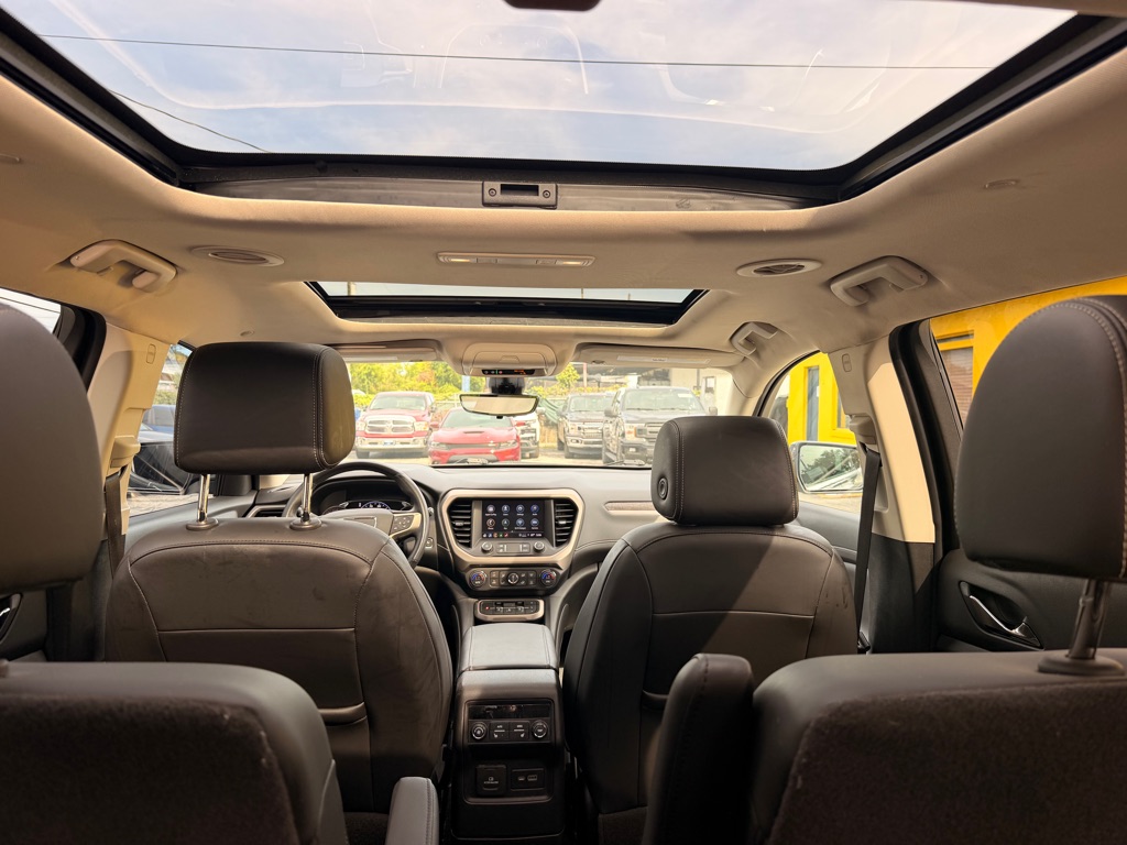Photo 20 of this GMC ACADIA