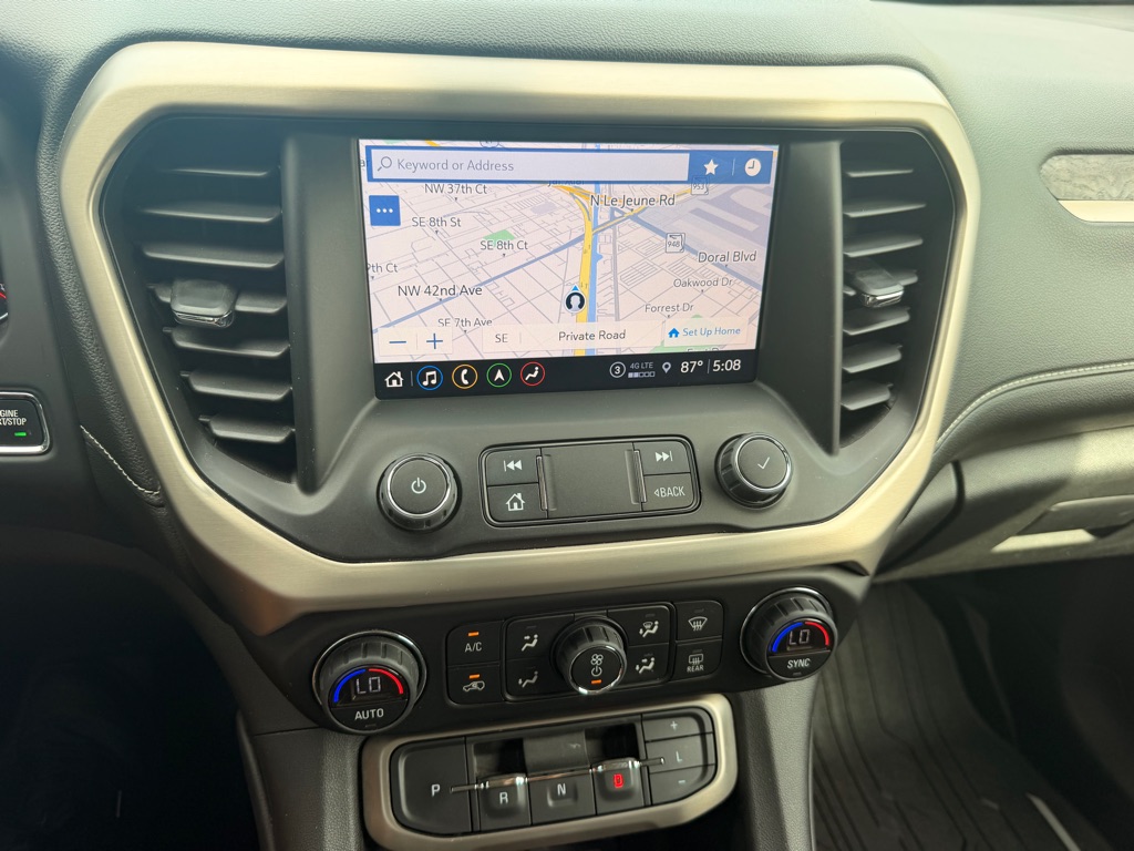 Photo 24 of this GMC ACADIA