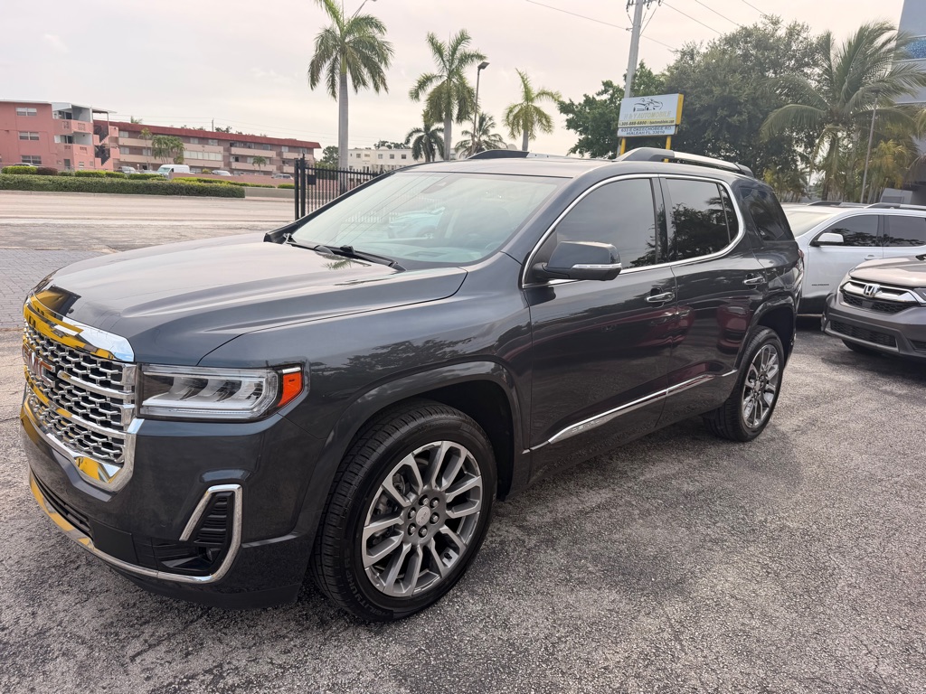 Photo 2 of this GMC ACADIA