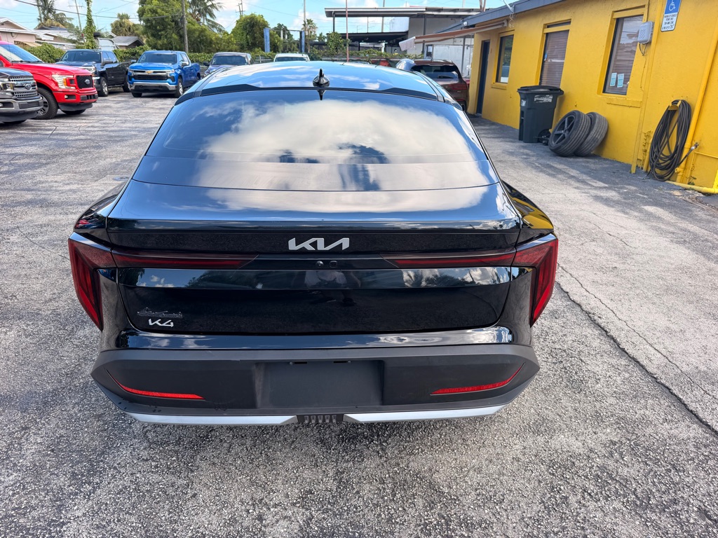 Photo 12 of this KIA K4