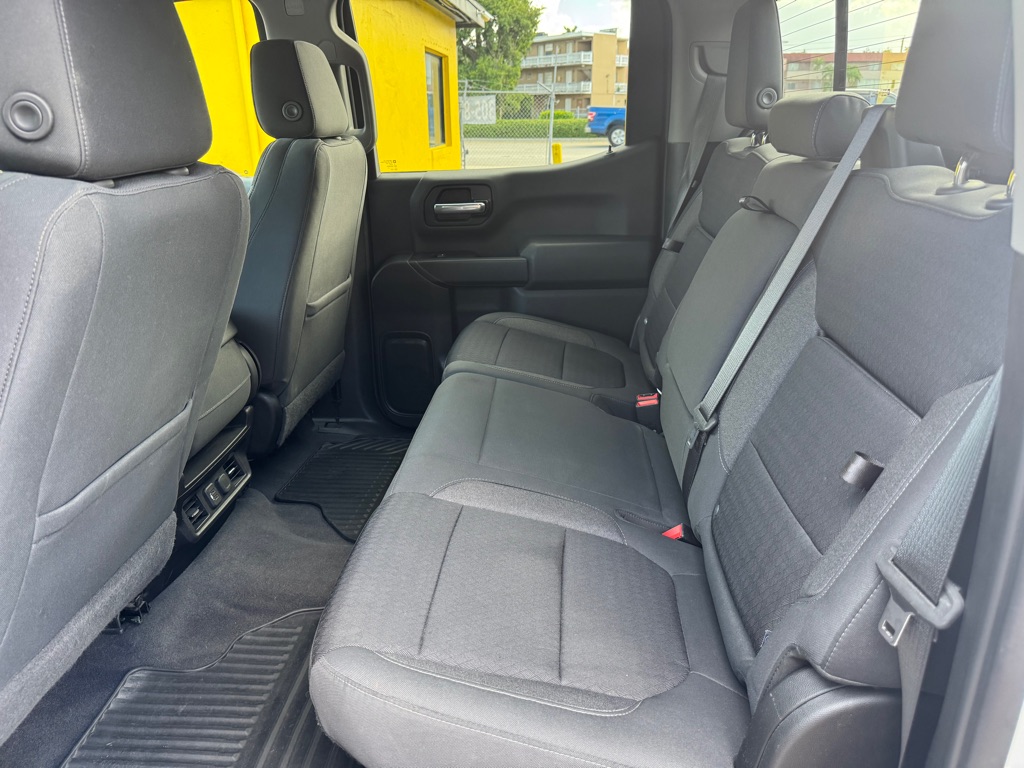 Photo 19 of this CHEVROLET SILVERADO 1500
