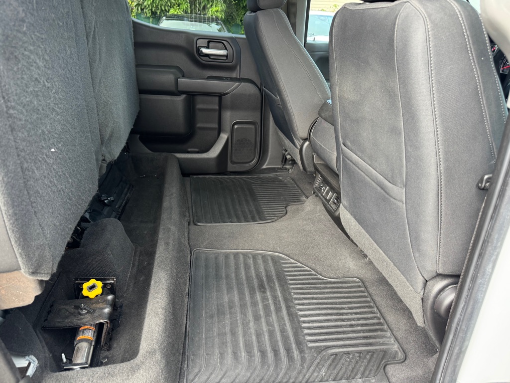 Photo 18 of this CHEVROLET SILVERADO 1500