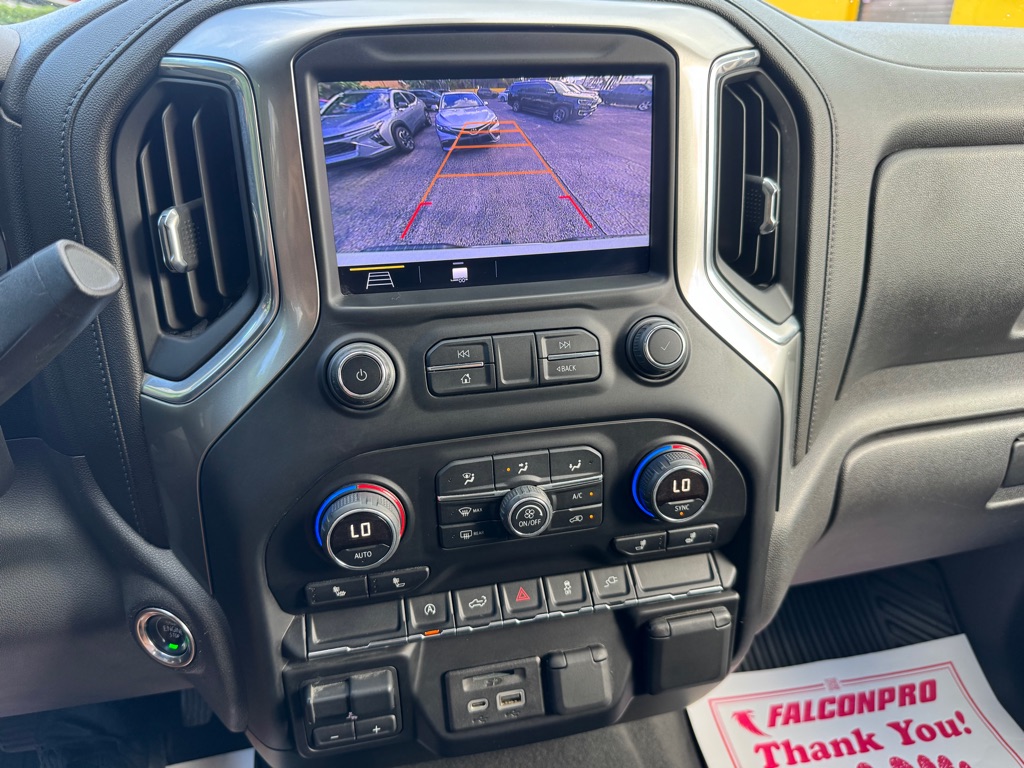 Photo 21 of this CHEVROLET SILVERADO 1500