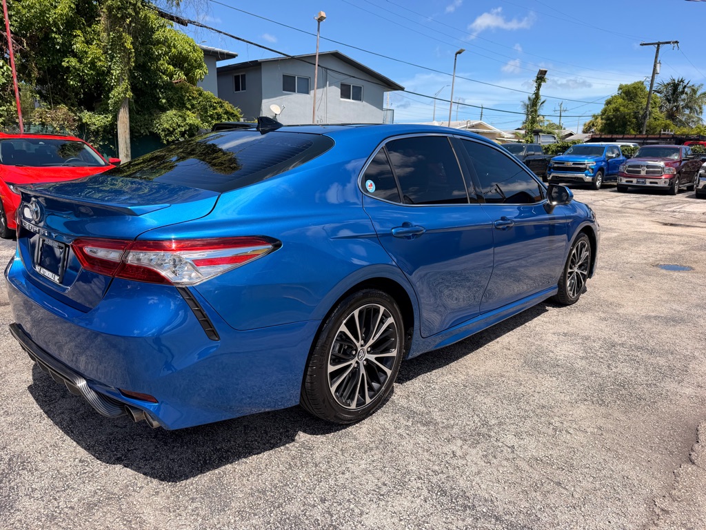Photo 9 of this TOYOTA CAMRY
