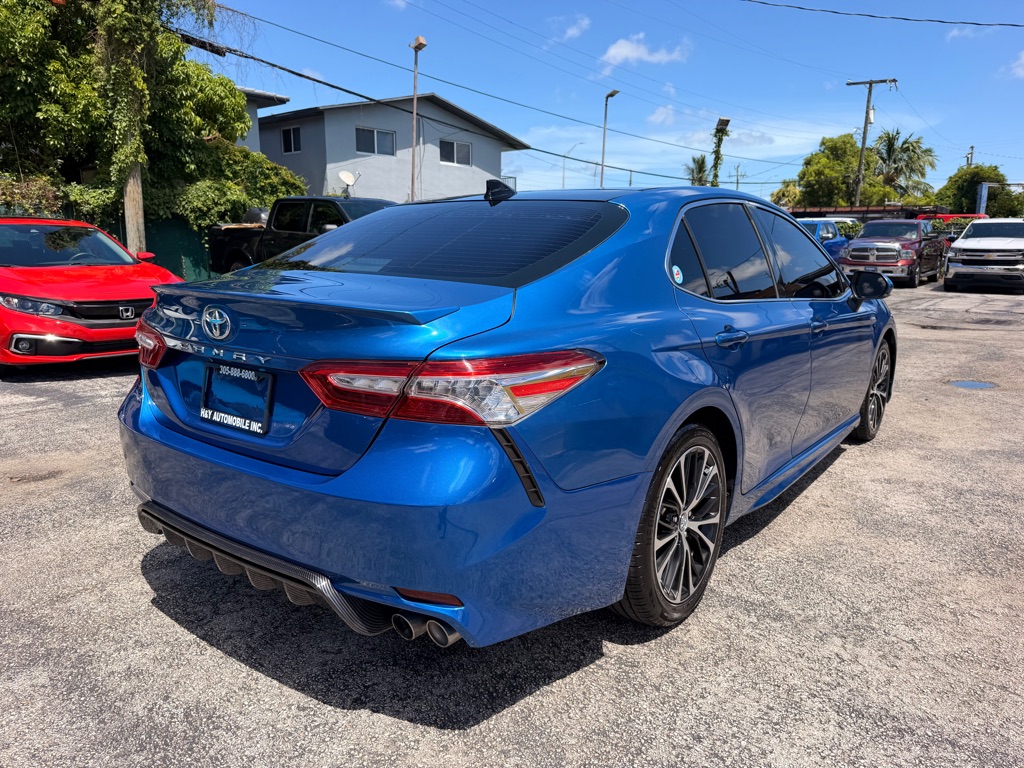 Photo 10 of this TOYOTA CAMRY