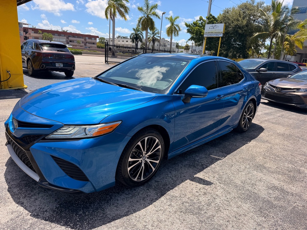 Photo 2 of this TOYOTA CAMRY