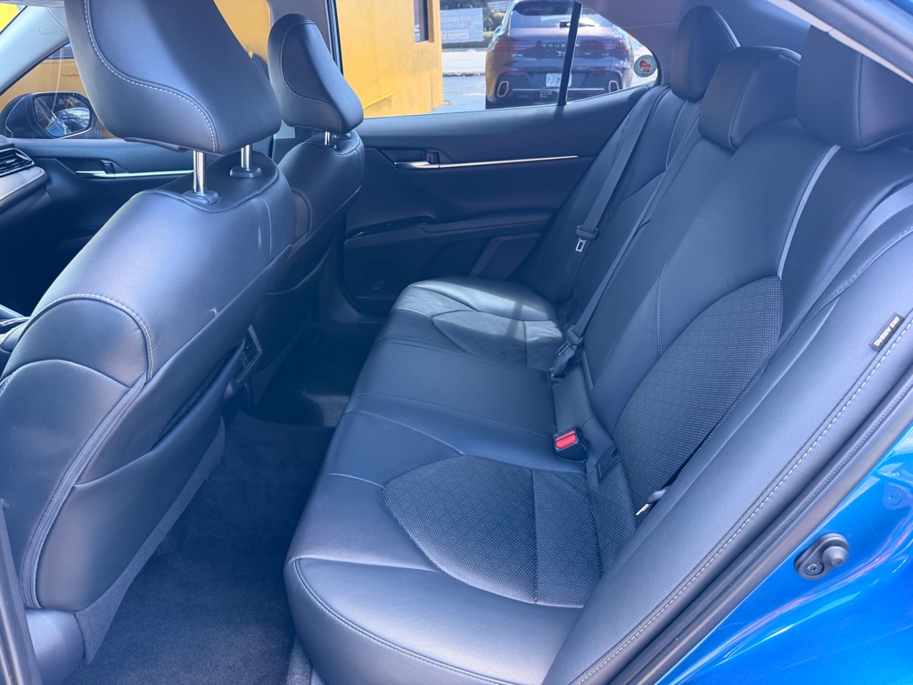 Photo 17 of this TOYOTA CAMRY