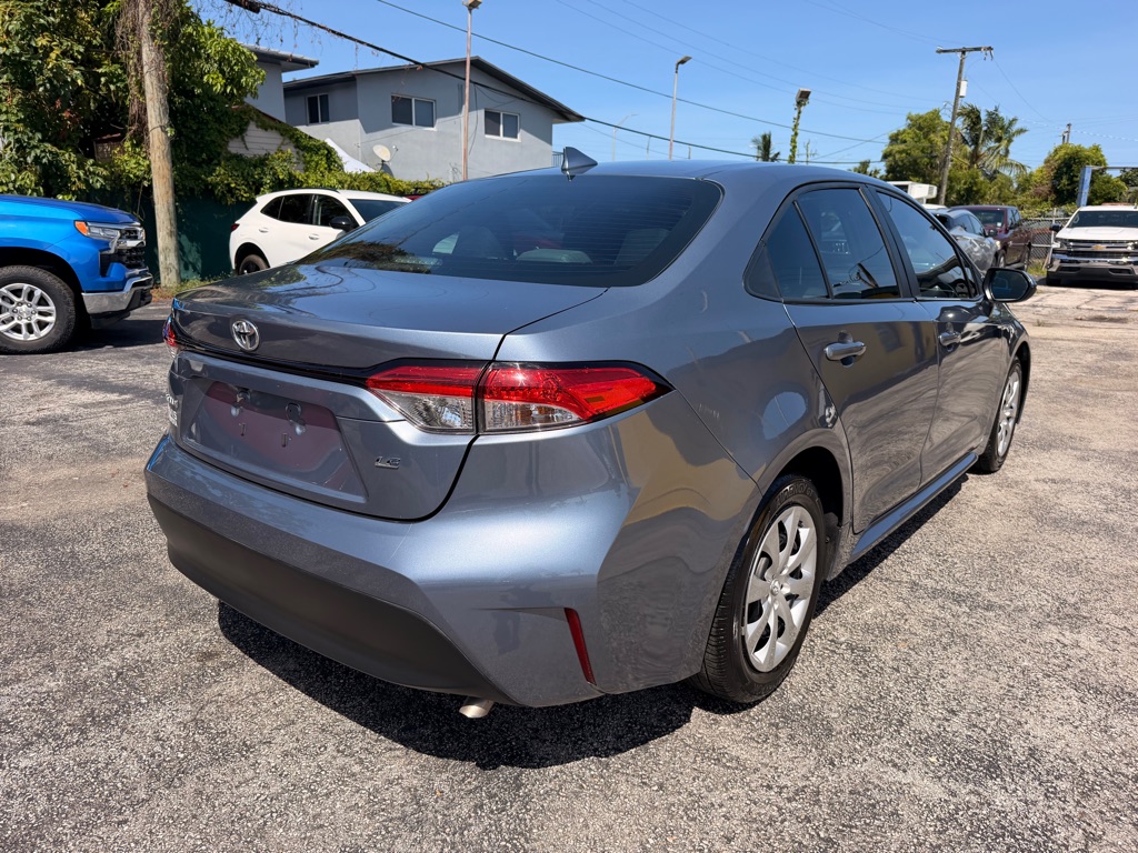 Photo 10 of this TOYOTA COROLLA