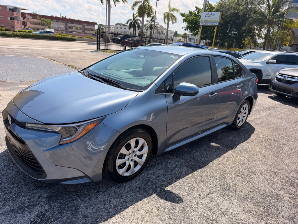 Photo 2 of this TOYOTA COROLLA