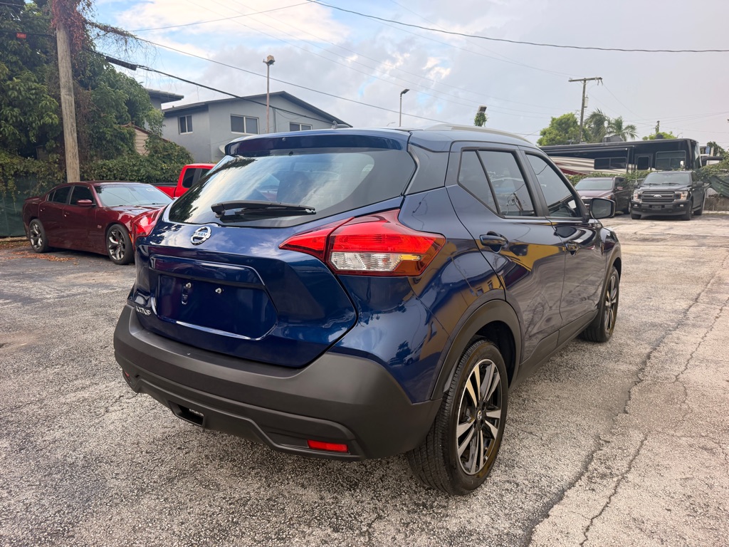 Photo 8 of this NISSAN KICKS