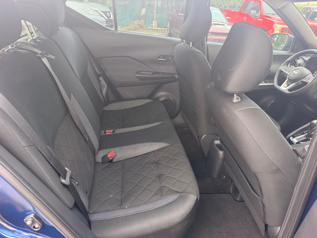 Photo 14 of this NISSAN KICKS