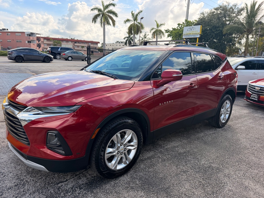 Photo 4 of this CHEVROLET BLAZER