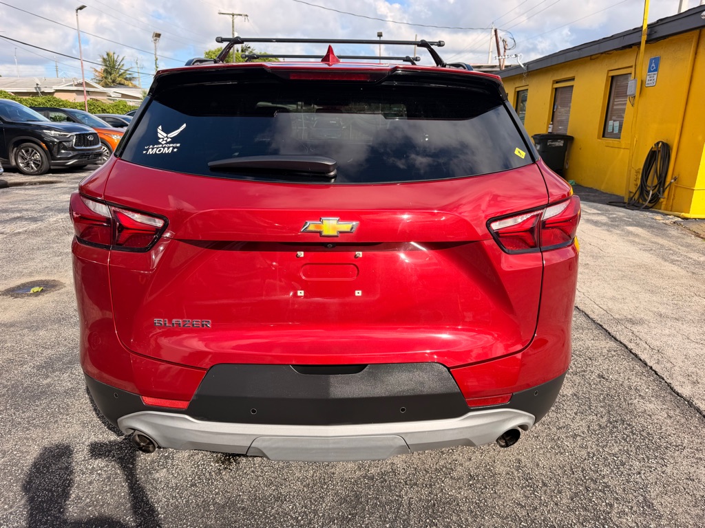 Photo 17 of this CHEVROLET BLAZER