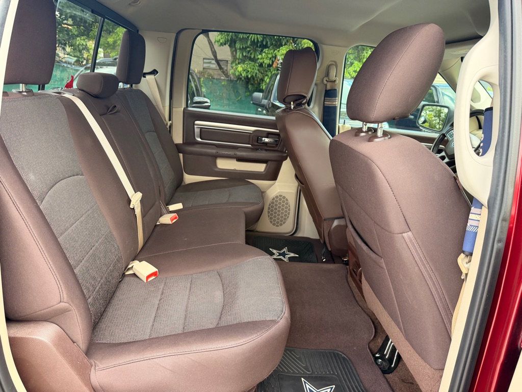 Photo 19 of this RAM 1500 CLASSIC
