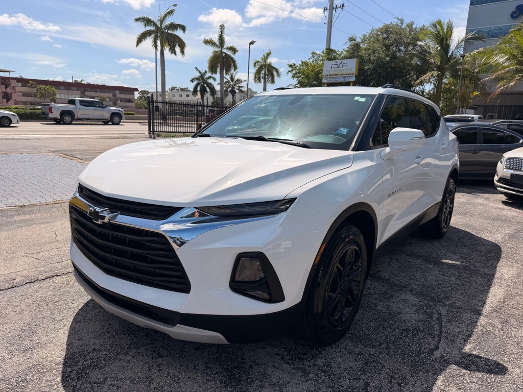 Photo 5 of this CHEVROLET BLAZER