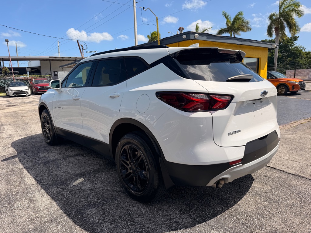 Photo 14 of this CHEVROLET BLAZER