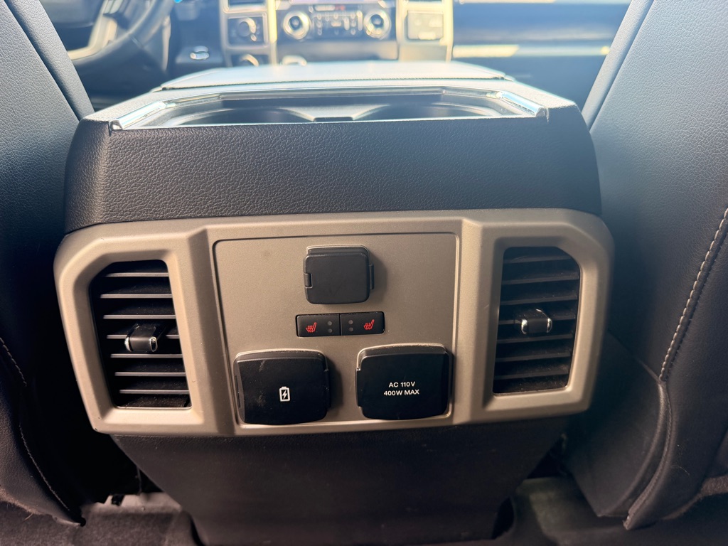 Photo 24 of this FORD F150