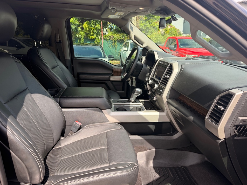 Photo 17 of this FORD F150