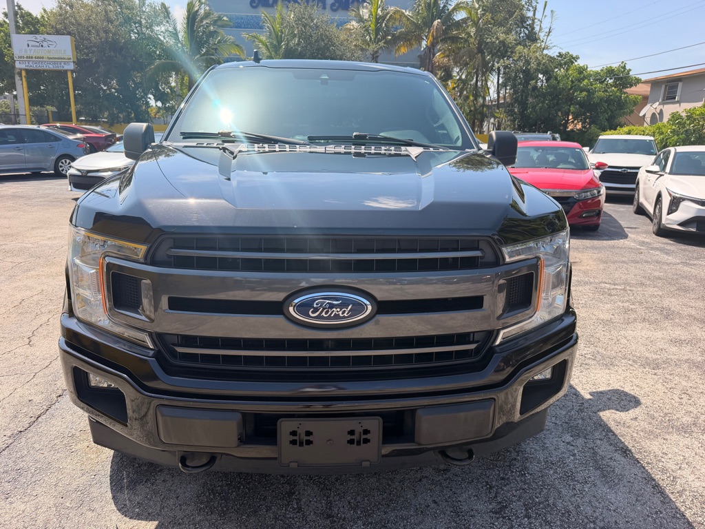 Photo 5 of this FORD F150
