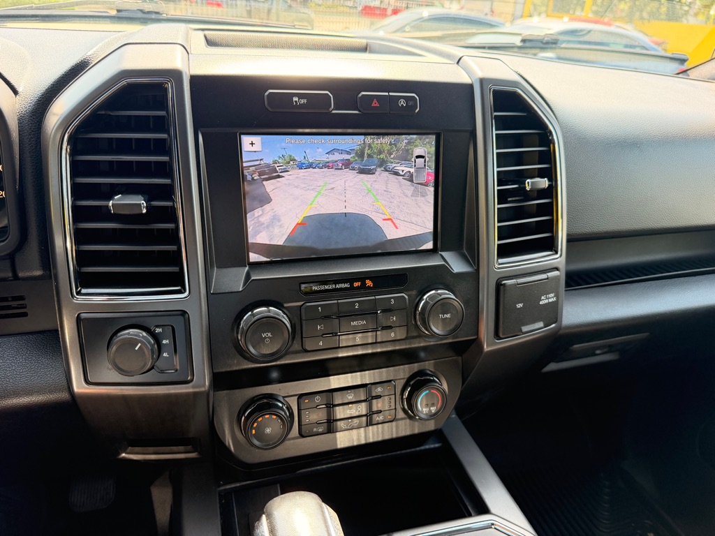 Photo 19 of this FORD F150