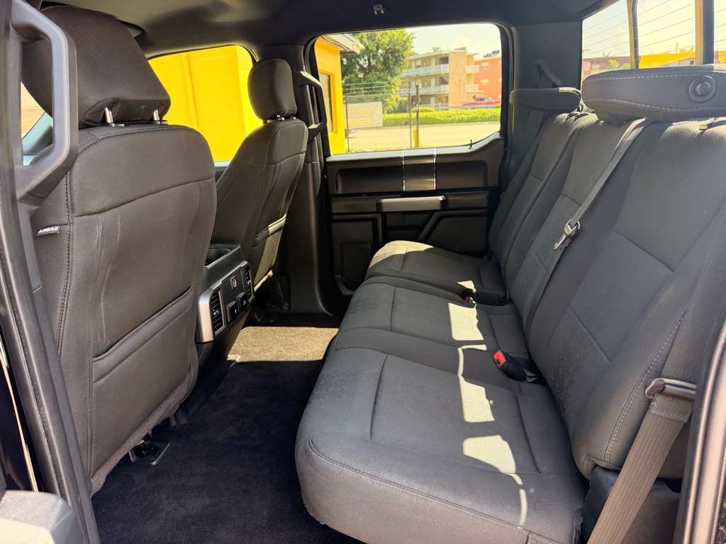 Photo 17 of this FORD F150